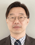 김희천 사진